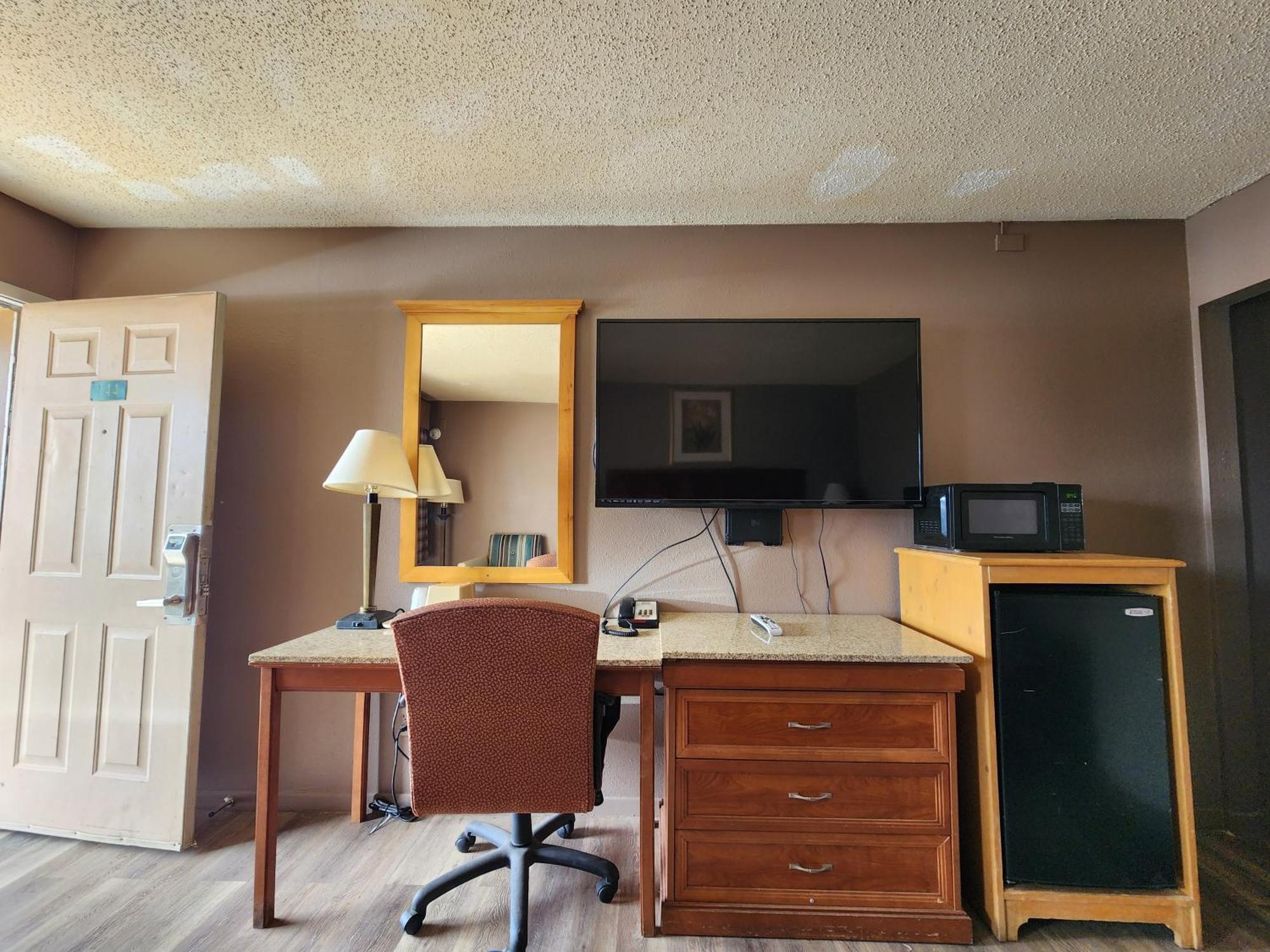 Satellite Inn Alamogordo Exterior photo